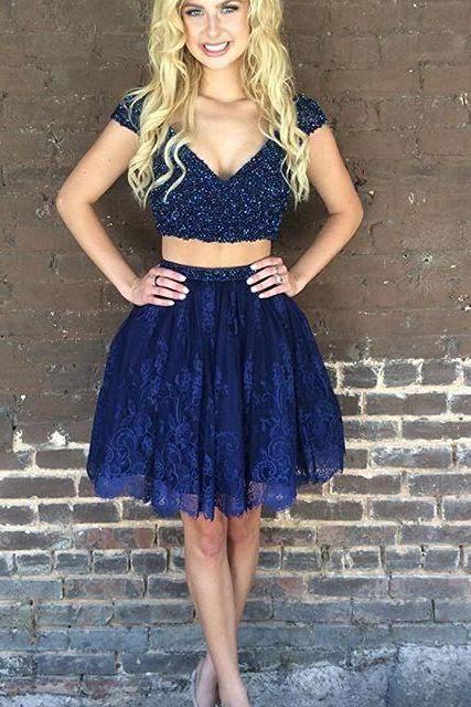 trendy prom dresses 2018